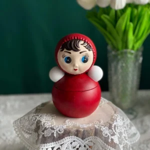 Nevalyashka scented candle