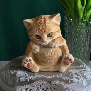 Mom cat with belly scented candle