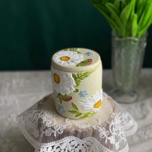Flowers scented candle